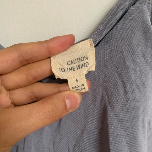 Caution to the Wind tank top - Picture 3 of 3